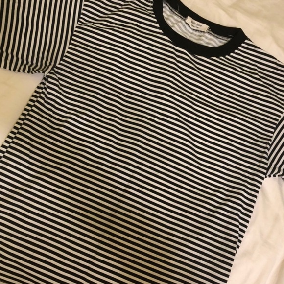 striped shirt - Picture 2 of 4